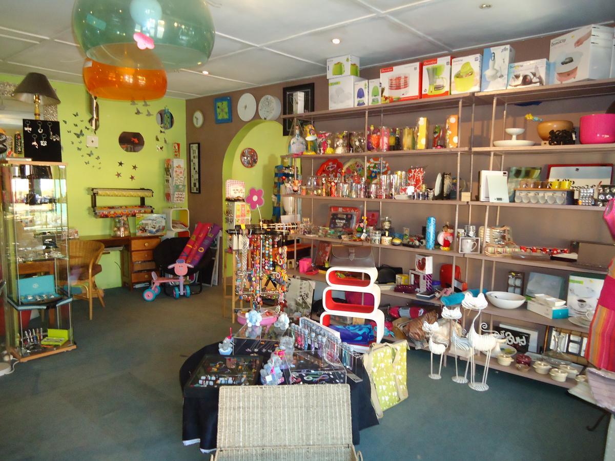 Planet Hotel Hollybum Lubumbashi Kültér fotó